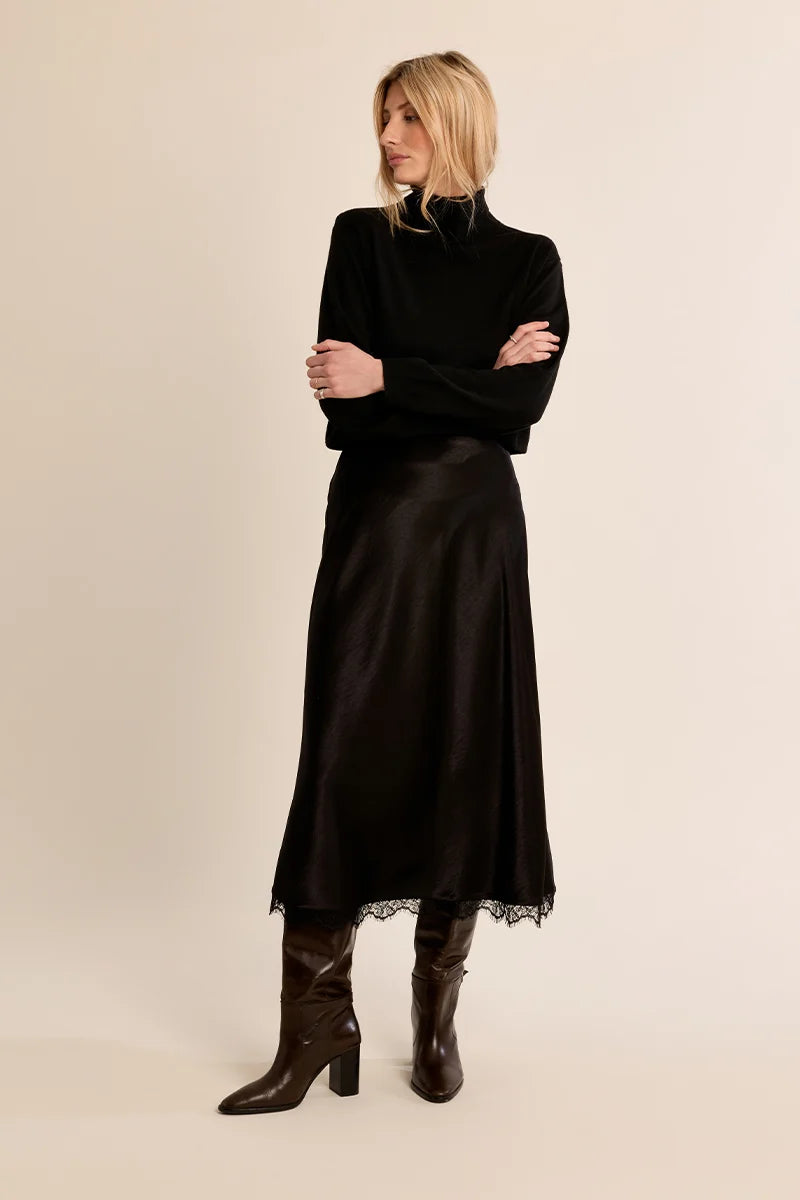 Satin Kirt with lace