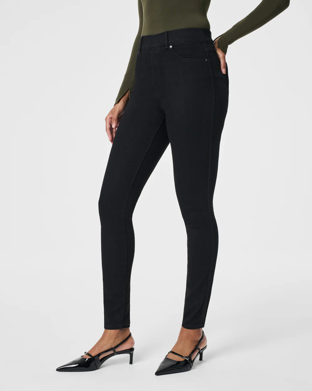 SPANXshape Ankle Skinny Jean in Black