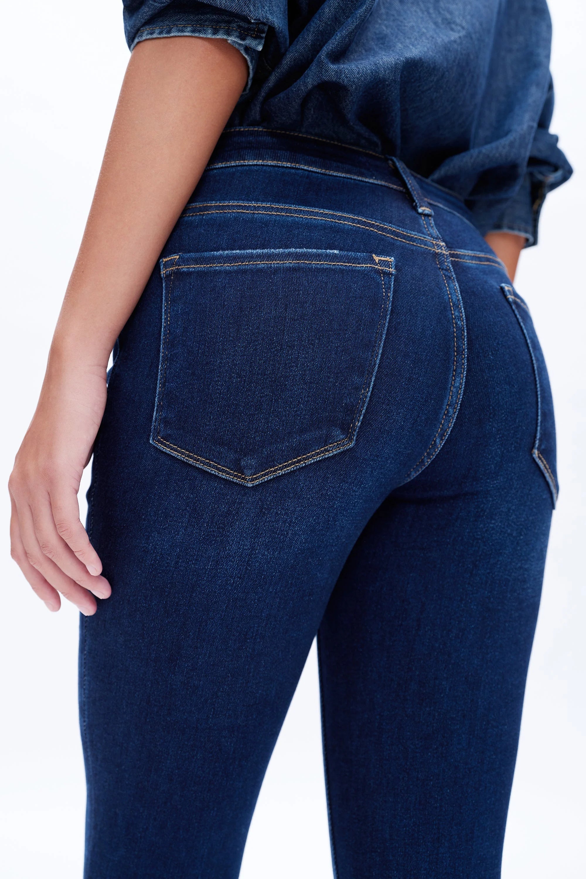 Mary Mid Rise skinny Denim in Dark Blue