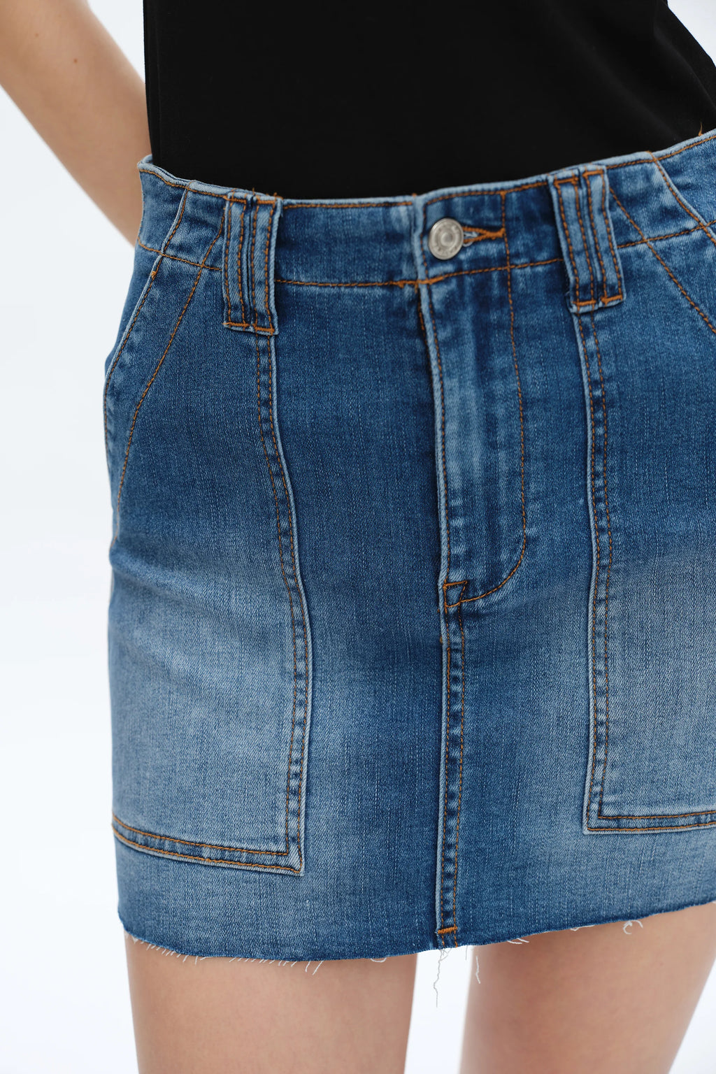 Short Denim Skirt in Softy