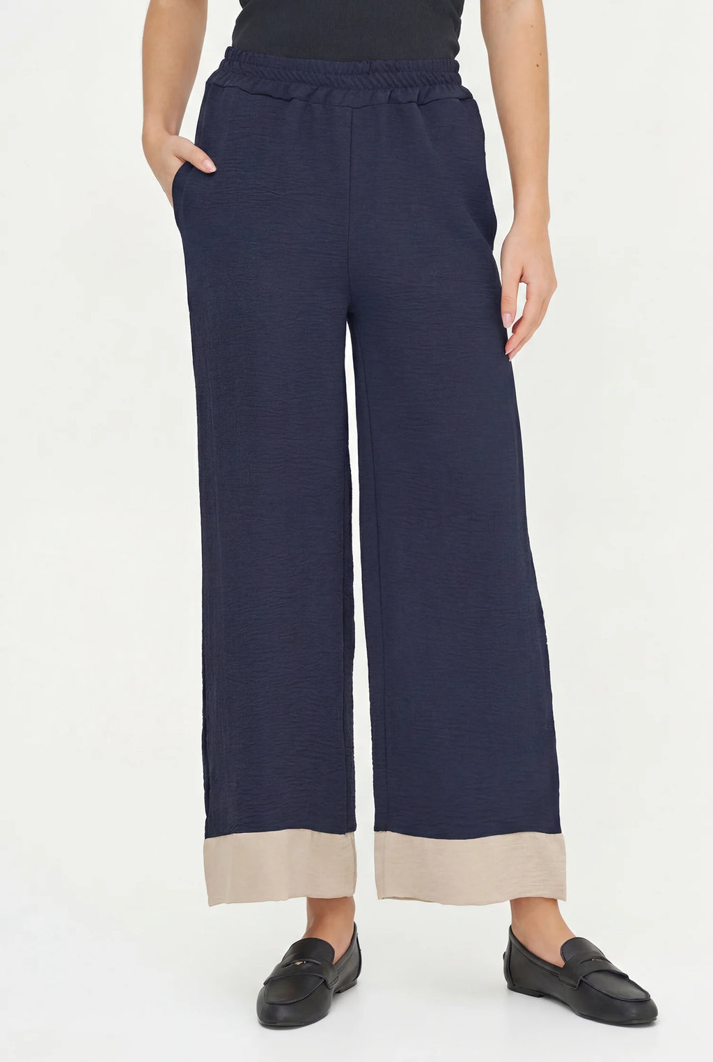 Women’s Woven Pant