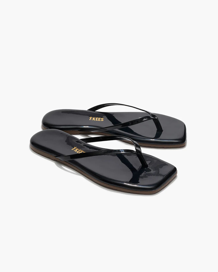 Square Toe Lily in Licorice